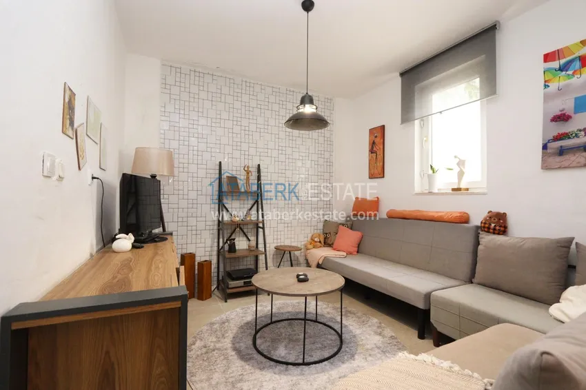 Purchase Two-story 5+1 villa with private pool in Kargicak — suitable for obtaining citizenship 11