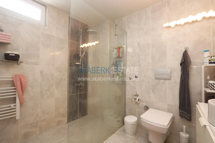 Purchase Two-story 5+1 villa with private pool in Kargicak — suitable for obtaining citizenship 16
