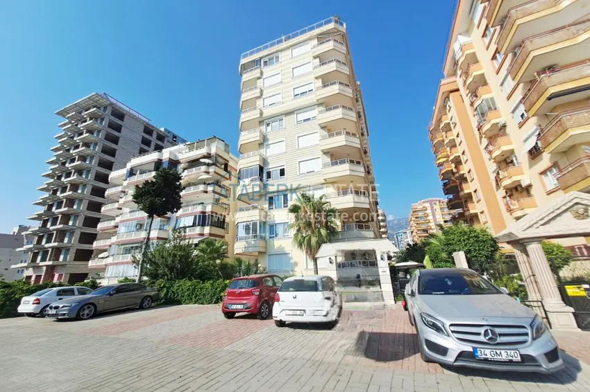 2+1 apartments in Mahmutlar on the seafront are a direct offer from the owner. Citizenship Real Estate 8