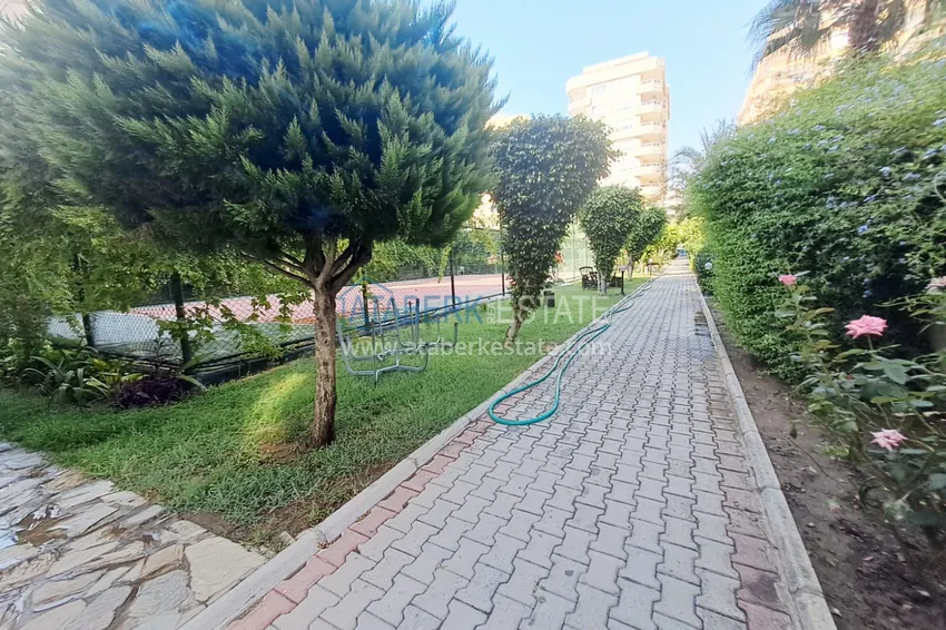 2+1 apartments in Mahmutlar on the seafront are a direct offer from the owner. Citizenship Real Estate 9
