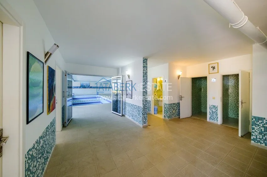 3+1 penthouse duplex with panoramic views in Konakli, Alanya 19