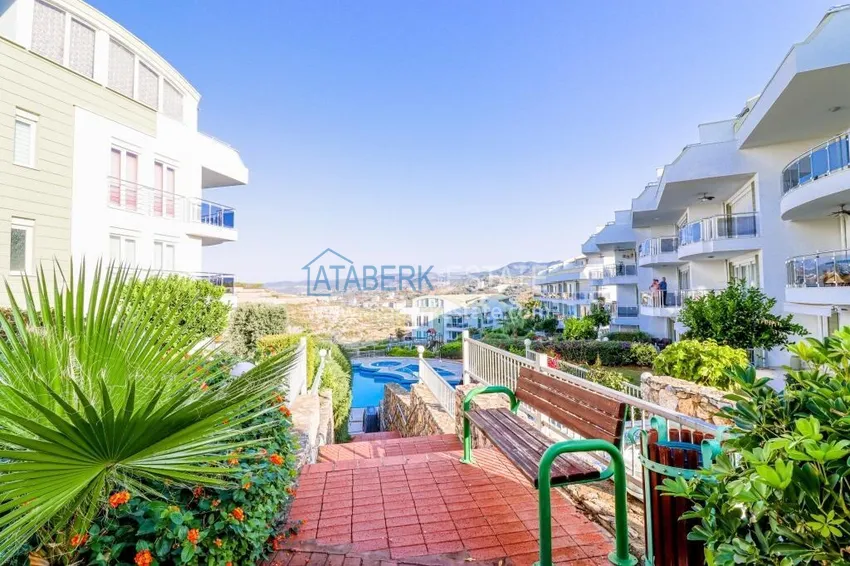 3+1 penthouse duplex with panoramic views in Konakli, Alanya 9