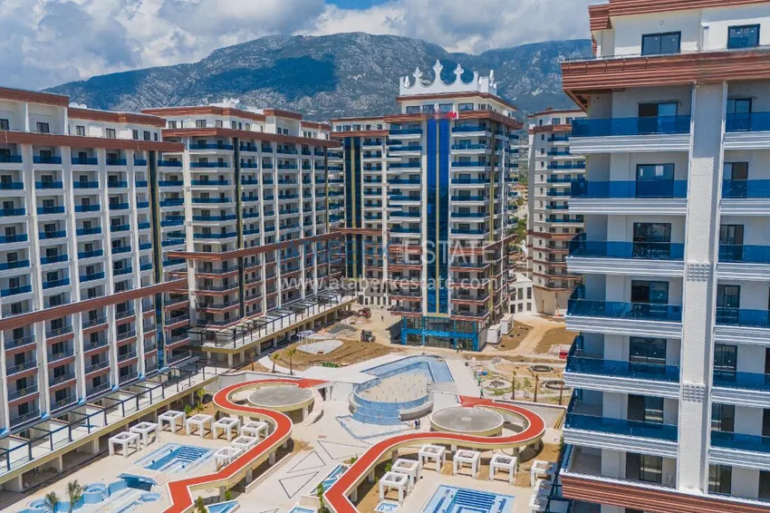 Linear apartment 3+1 201 m² in Alanya, Mahmutlar district center 6
