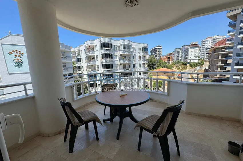 Kupuj Apartament 2+1 w Alanyi, dzielnica Tosmur - umeblowany i z widokiem na morze i rzekę Dim-Chay, odpowiedni na zezwolenie na pobyt 11
