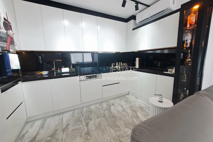 Purchase 2+1 apartment on the first line in Alanya, Mahmutlar district - suitable for citizenship 5 