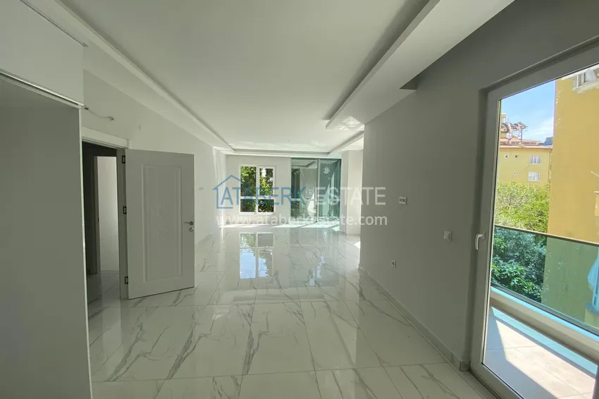 Purchase Property in the center of Alanya - 2+1, 115 m², walking distance to the sea 3
