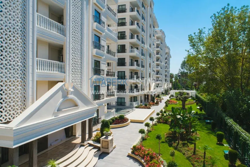 2+1 apartment with an elegant interior in a fashionable complex, Oba district — Alanya 11