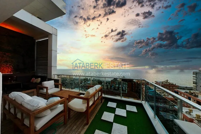 Purchase Elite triplex penthouse with original design in Alanya, Mahmutlar district 13 