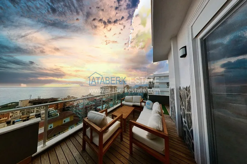 Purchase Elite triplex penthouse with original design in Alanya, Mahmutlar district 17 