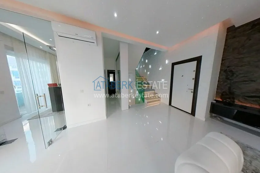 Purchase Elite triplex penthouse with original design in Alanya, Mahmutlar district 1 