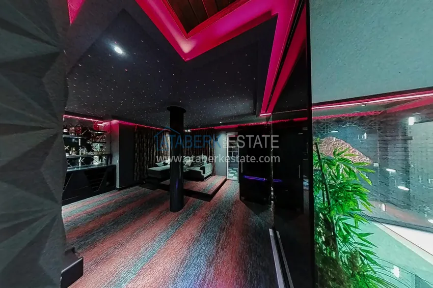 Purchase Elite triplex penthouse with original design in Alanya, Mahmutlar district 47 