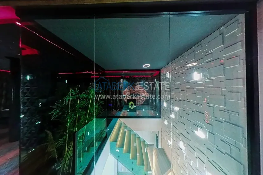 Purchase Elite triplex penthouse with original design in Alanya, Mahmutlar district 55 