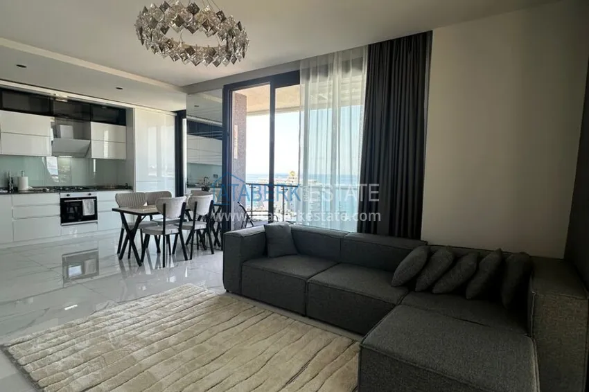 Purchase 2+1 apartment with panoramic view and partially furnished — Alanya, Mahmutlar 2