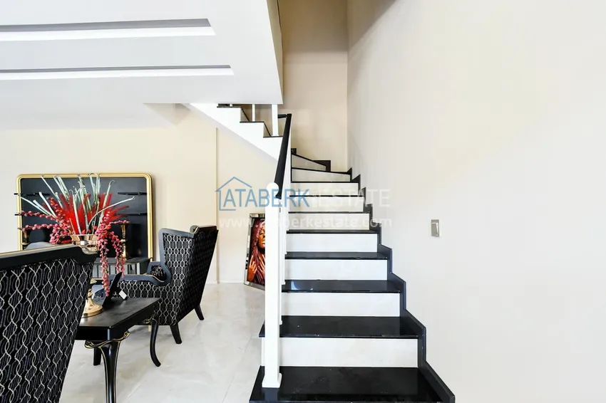 Purchase 3+1 penthouse duplex in Kargicak — turnkey, suitable for citizenship 12