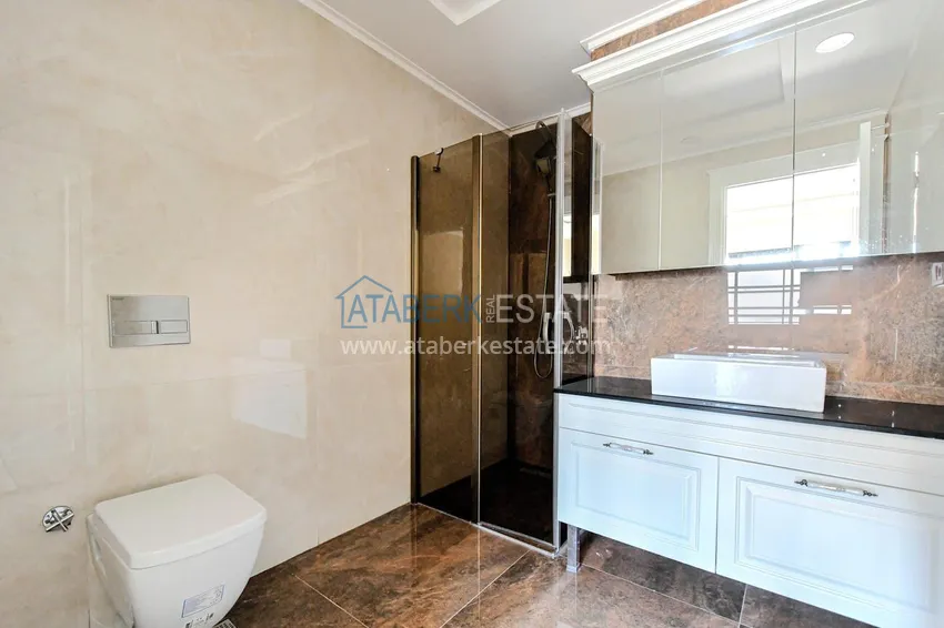 Purchase 3+1 penthouse duplex in Kargicak — turnkey, suitable for citizenship 20
