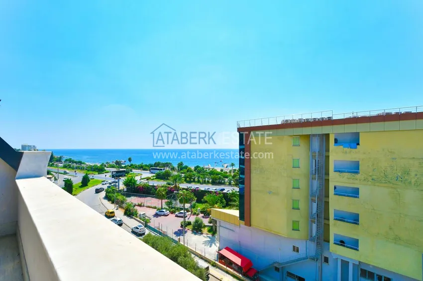Purchase 3+1 penthouse duplex in Kargicak — turnkey, suitable for citizenship 22