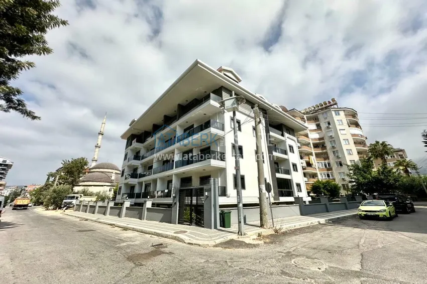 1+1 apartments with fine finishing in the center of Alanya, Cleopatra beach area 1 