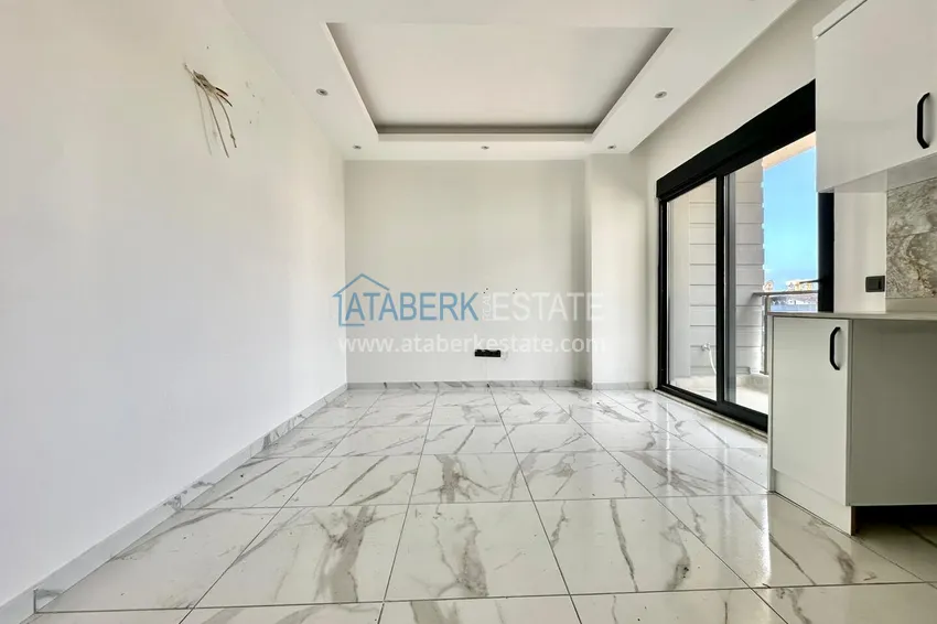 Purchase 1+1 apartments with fine finishing in the center of Alanya, Cleopatra beach area 3 
