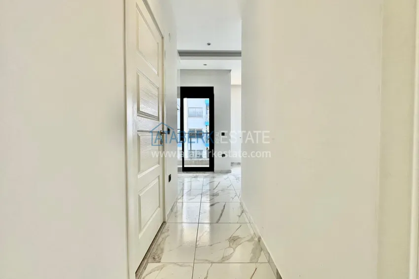 Purchase 1+1 apartments with fine finishing in the center of Alanya, Cleopatra beach area 10 