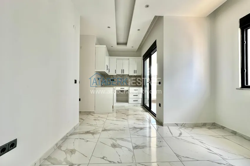 Purchase 1+1 apartments with fine finishing in the center of Alanya, Cleopatra beach area 11 