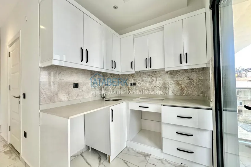 Purchase 1+1 apartments with fine finishing in the center of Alanya, Cleopatra beach area 13 