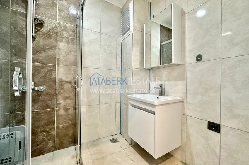 Purchase 1+1 apartments with fine finishing in the center of Alanya, Cleopatra beach area 15 