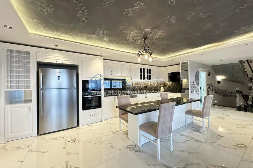 Purchase Luxury triplex villa with sea and fortress views in Alanya, Tepe district - suitable for obtaining citizenship 5 
