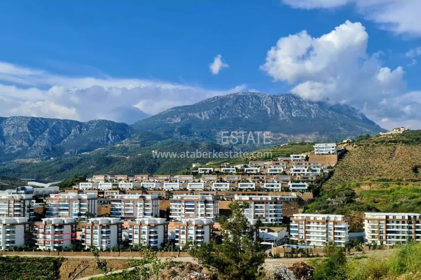 4+1 duplex with garden in Kargicak — furnished, in a luxury complex 1 