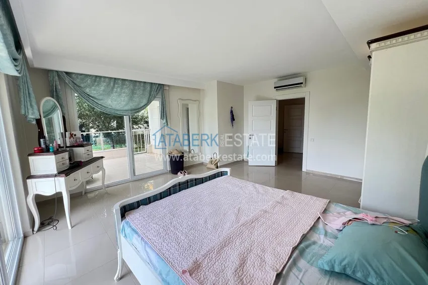 Purchase 4+1 duplex with garden in Kargicak — furnished, in a luxury complex 24 