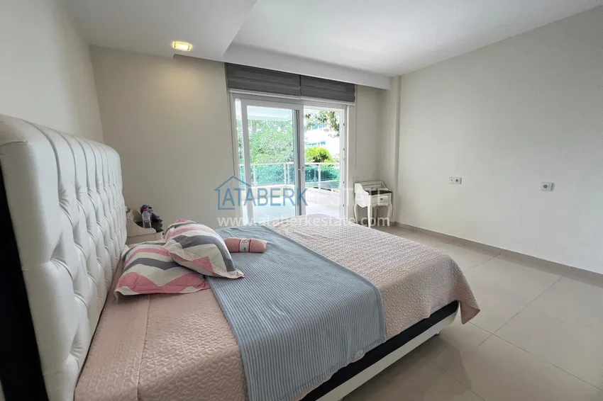 Purchase 4+1 duplex with garden in Kargicak — furnished, in a luxury complex 32 