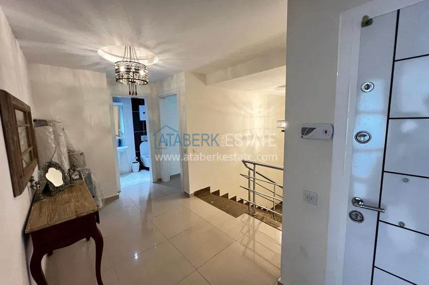 Purchase 4+1 duplex with garden in Kargicak — furnished, in a luxury complex 4 