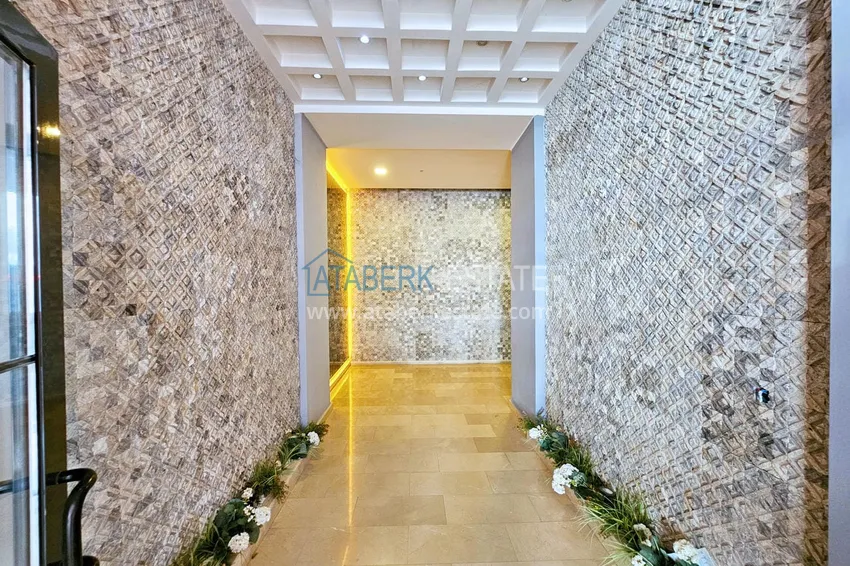 Furnished 1+1 apartment in Mahmutlar — 150 m from the sea, Barbarossa Avenue 9