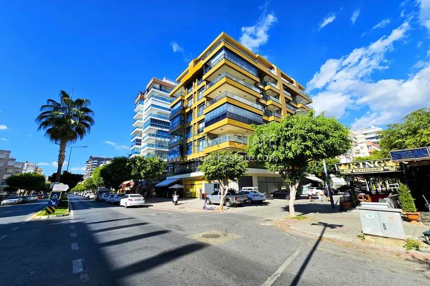 Furnished 1+1 apartment in Mahmutlar — 150 m from the sea, Barbarossa Avenue 1