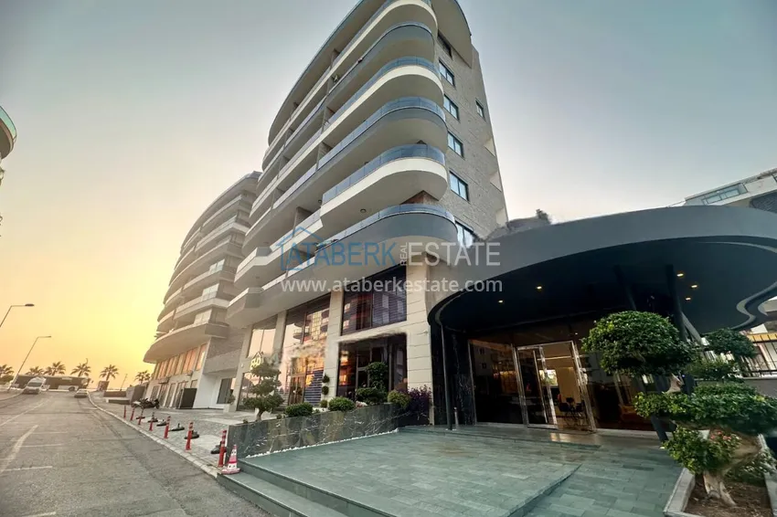 2+1 apartment in Alanya, Oba with sea view — first line, citizenship 1