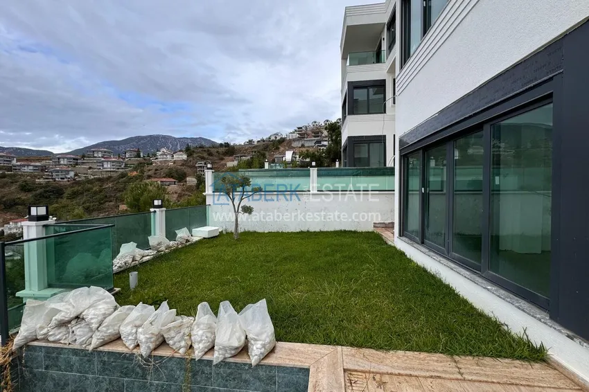 Villa 3+1 in Kargicak - modern architecture, privacy and impressive panoramas 4