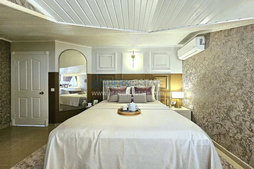 Purchase 3+1 penthouse duplex in Alanya, Oba district — designer interior, prestigious residence 16