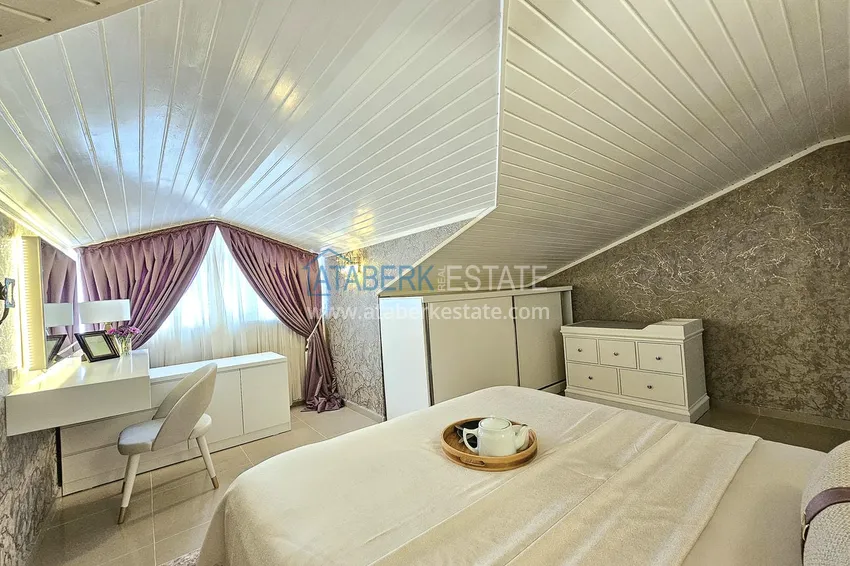 Purchase 3+1 penthouse duplex in Alanya, Oba district — designer interior, prestigious residence 19