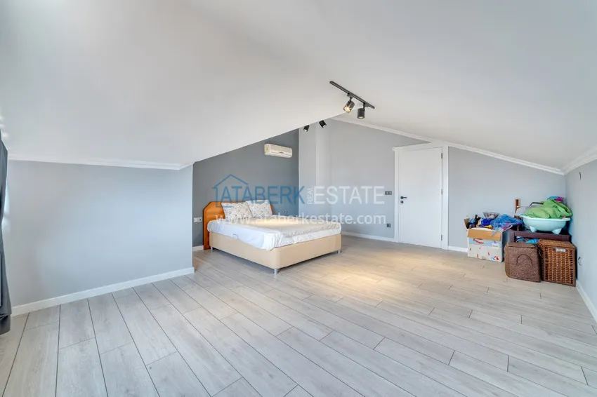 Purchase 4+1 duplex in Alanya, Oba district - furnished penthouse for a residence permit 15