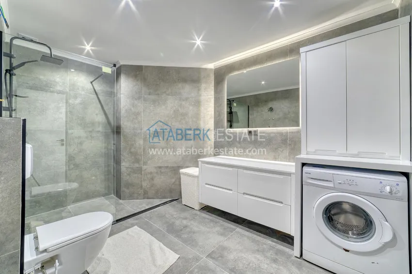 Purchase 4+1 duplex in Alanya, Oba district - furnished penthouse for a residence permit 5