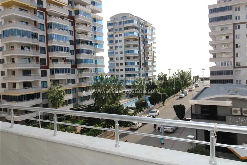 Purchase Apartment 2+1 on the beachfront in the center of Mahmutlar, Alanya — real estate for citizenship 11 