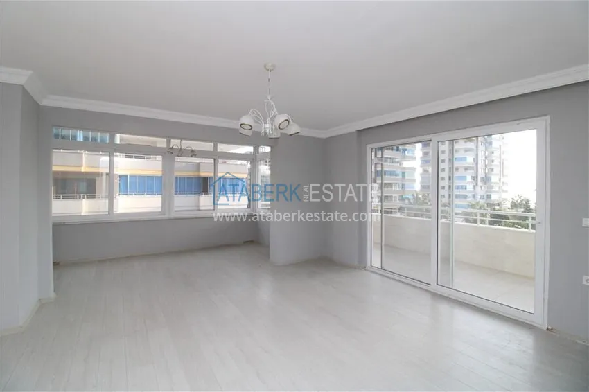 Purchase Apartment 2+1 on the beachfront in the center of Mahmutlar, Alanya — real estate for citizenship 5 