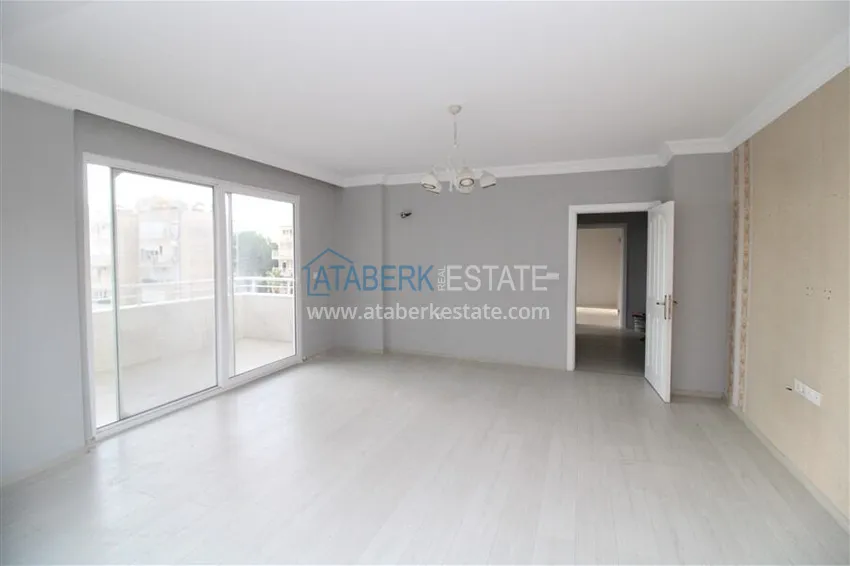 Purchase Apartment 2+1 on the beachfront in the center of Mahmutlar, Alanya — real estate for citizenship 6 