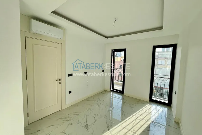 Purchase Finely finished apartment in the center of Alanya — Cleopatra beach area 7 