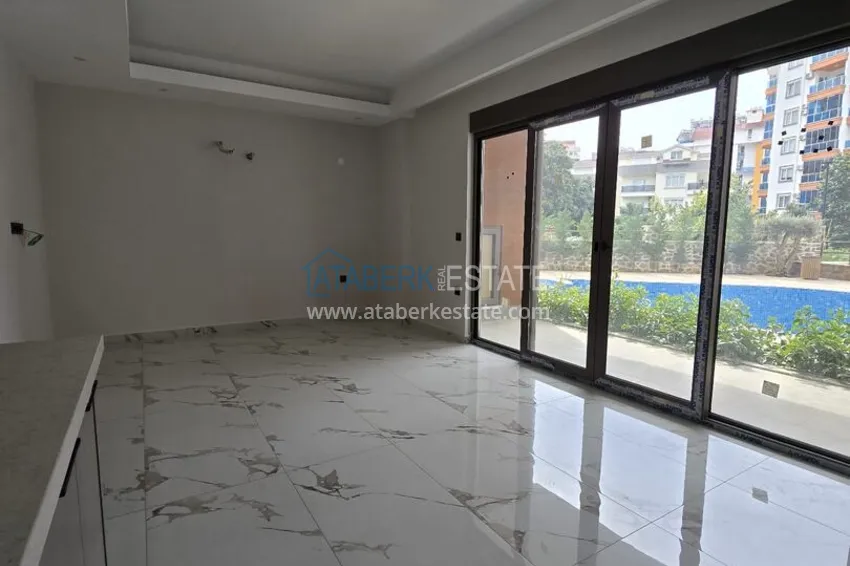 Garden duplex 2+1 in Tosmur with fine finishing 16