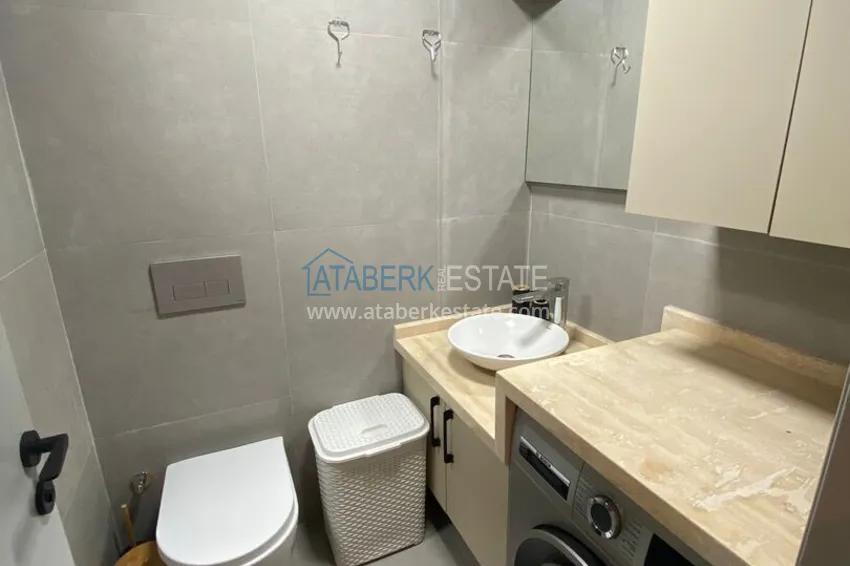 Purchase 1+1 penthouse for short-term rent in the center of Alanya - furnished, 250 m to Keykubat Beach No. 43 12