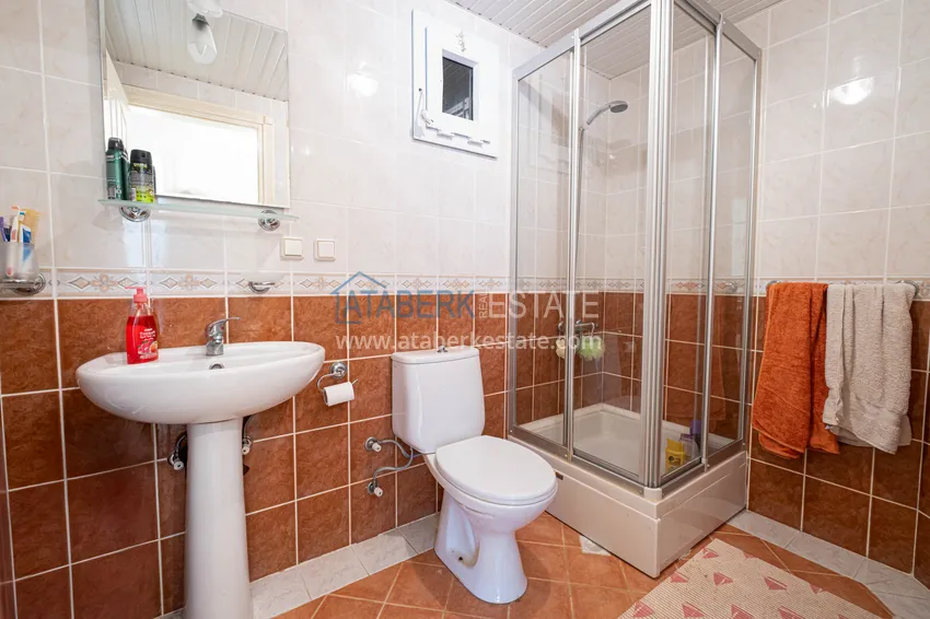 Purchase 2+1 apartment in Tosmur with a separate kitchen 200 m from the sea — property for a residence permit in Alanya 12