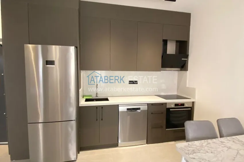 Purchase 1+1 penthouse for short-term rent in the center of Alanya - furnished, 250 m to Keykubat Beach No. 43 3