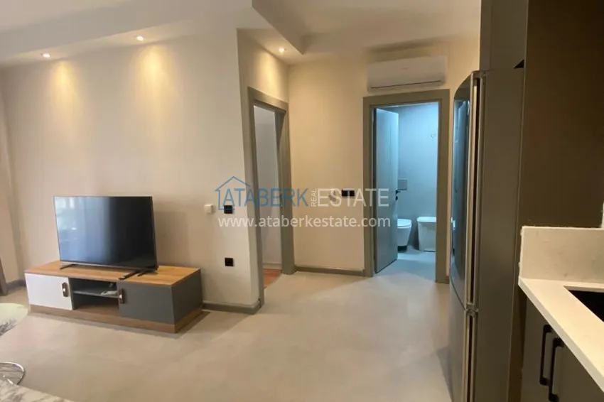 Purchase 1+1 penthouse for short-term rent in the center of Alanya - furnished, 250 m to Keykubat Beach No. 43 5