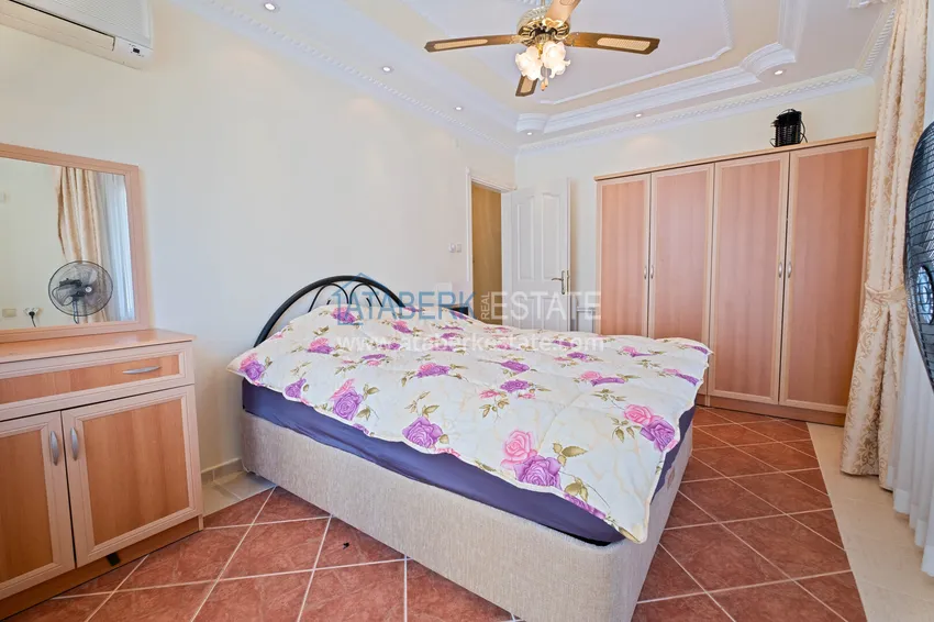 Purchase 2+1 apartment in Tosmur with a separate kitchen 200 m from the sea — property for a residence permit in Alanya 9