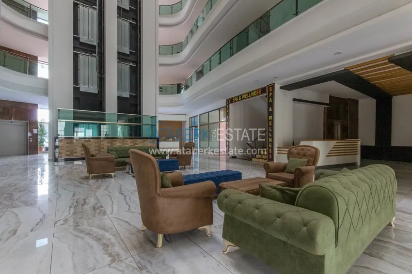 Turnkey 1+1 75 m² apartment with sea view in Mahmutlar 18